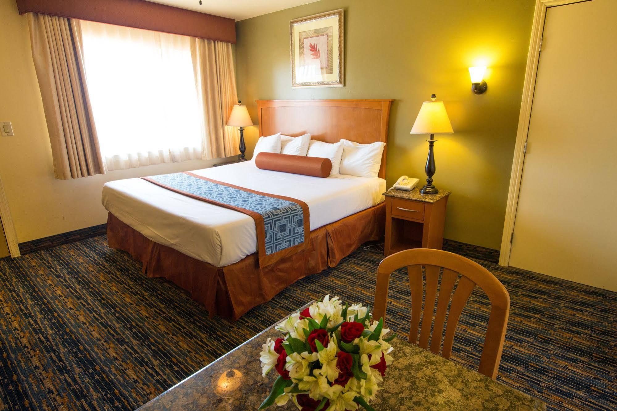 Beachwalker Inn & Suites Pismo Beach Exterior foto